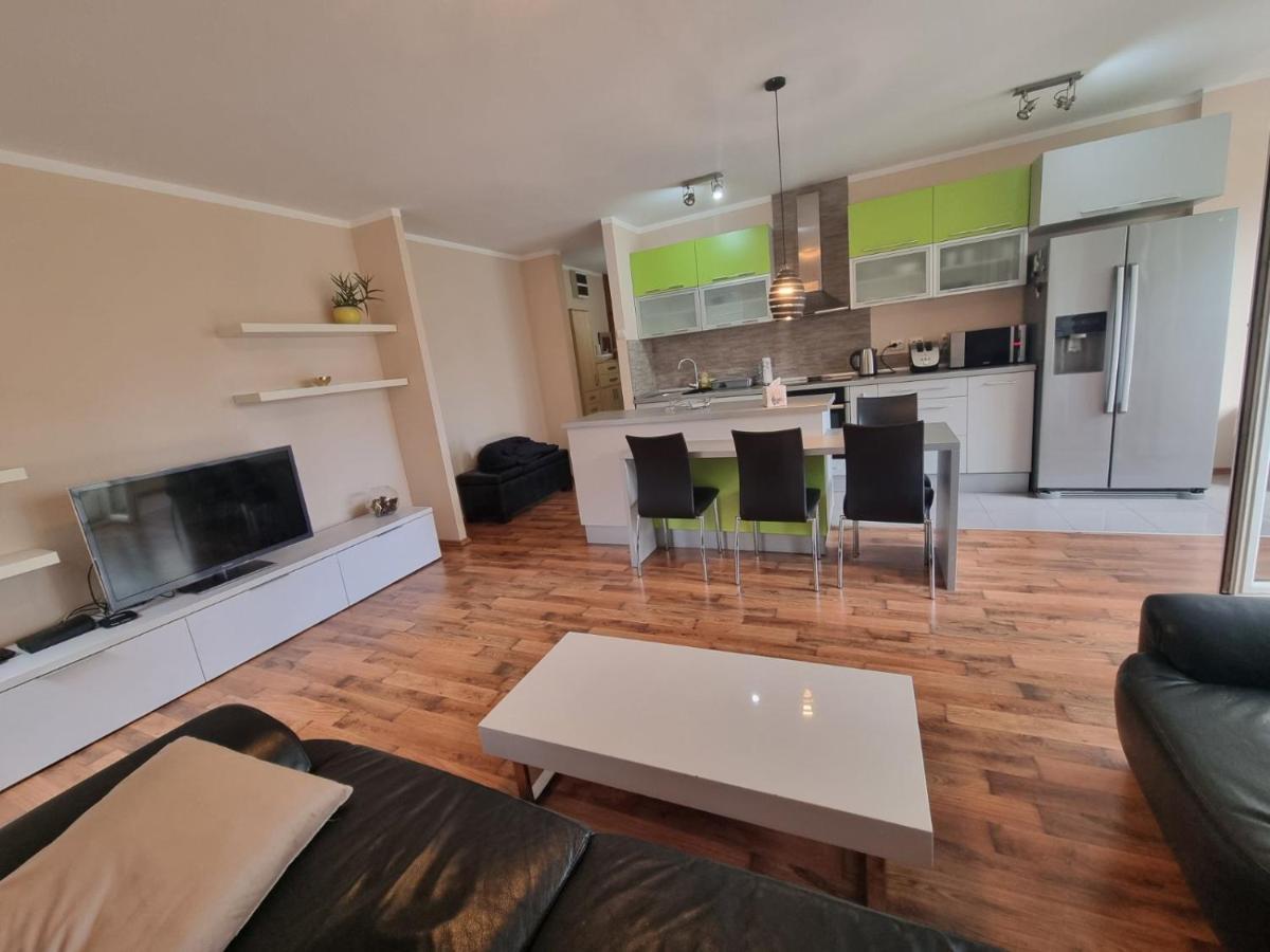 Hawaii- 2 Bdr, Arena, Sava Centar, Free Parking Apartment Белград Екстериор снимка