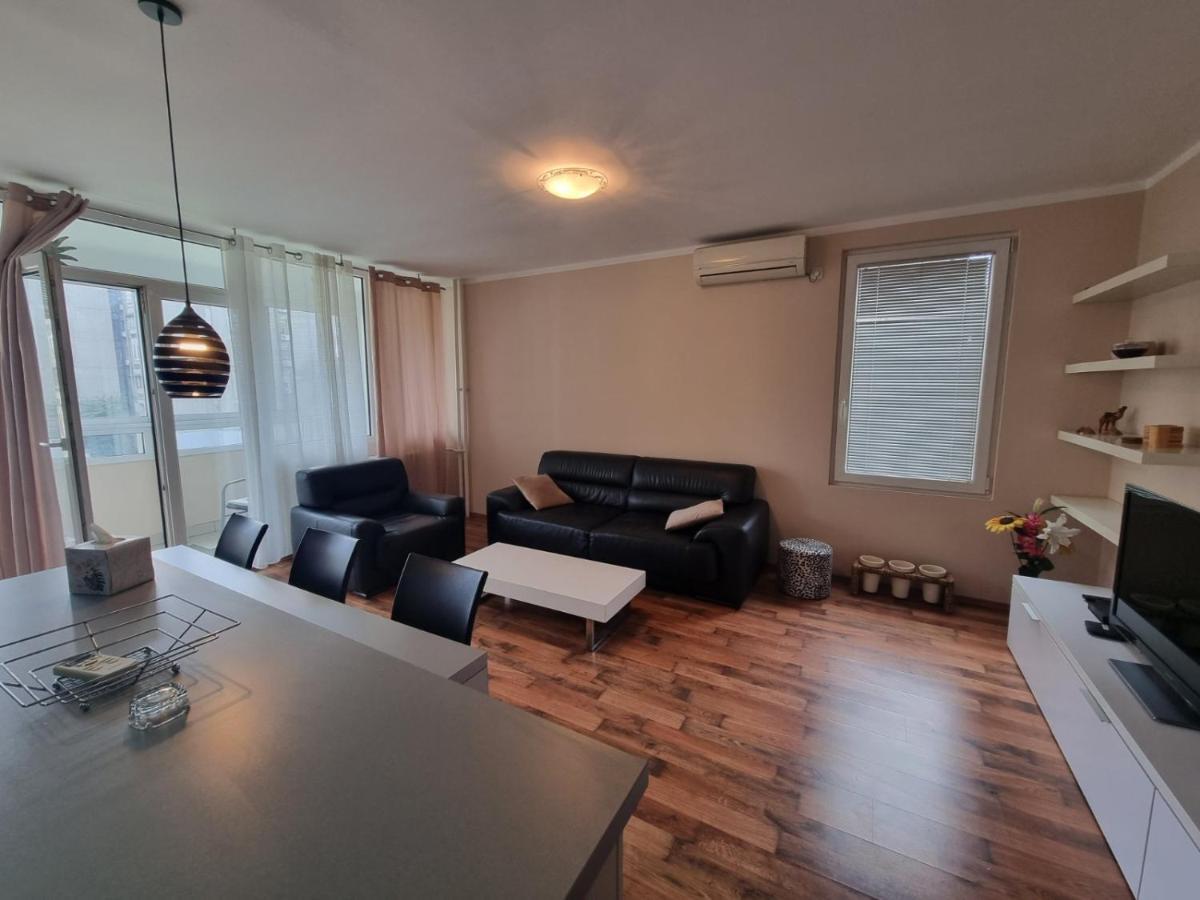 Hawaii- 2 Bdr, Arena, Sava Centar, Free Parking Apartment Белград Екстериор снимка