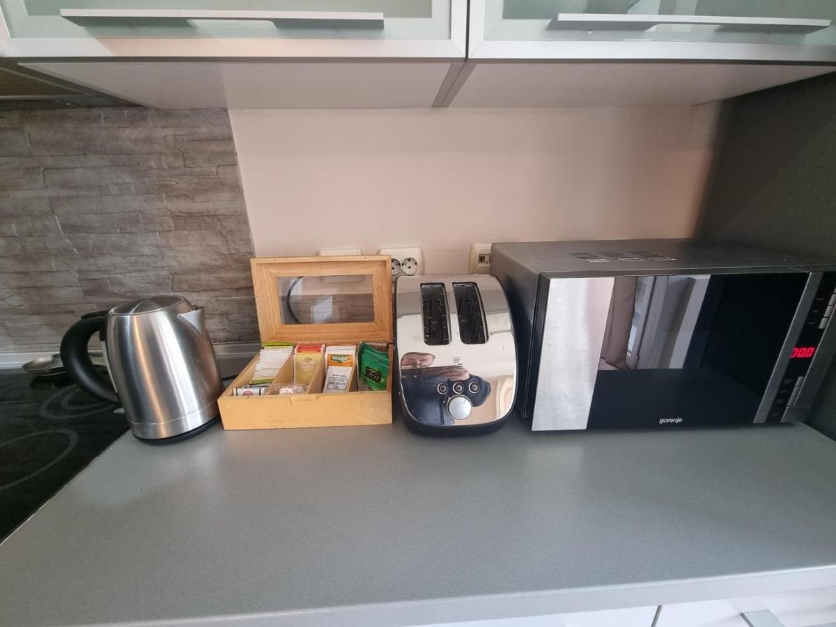 Hawaii- 2 Bdr, Arena, Sava Centar, Free Parking Apartment Белград Екстериор снимка