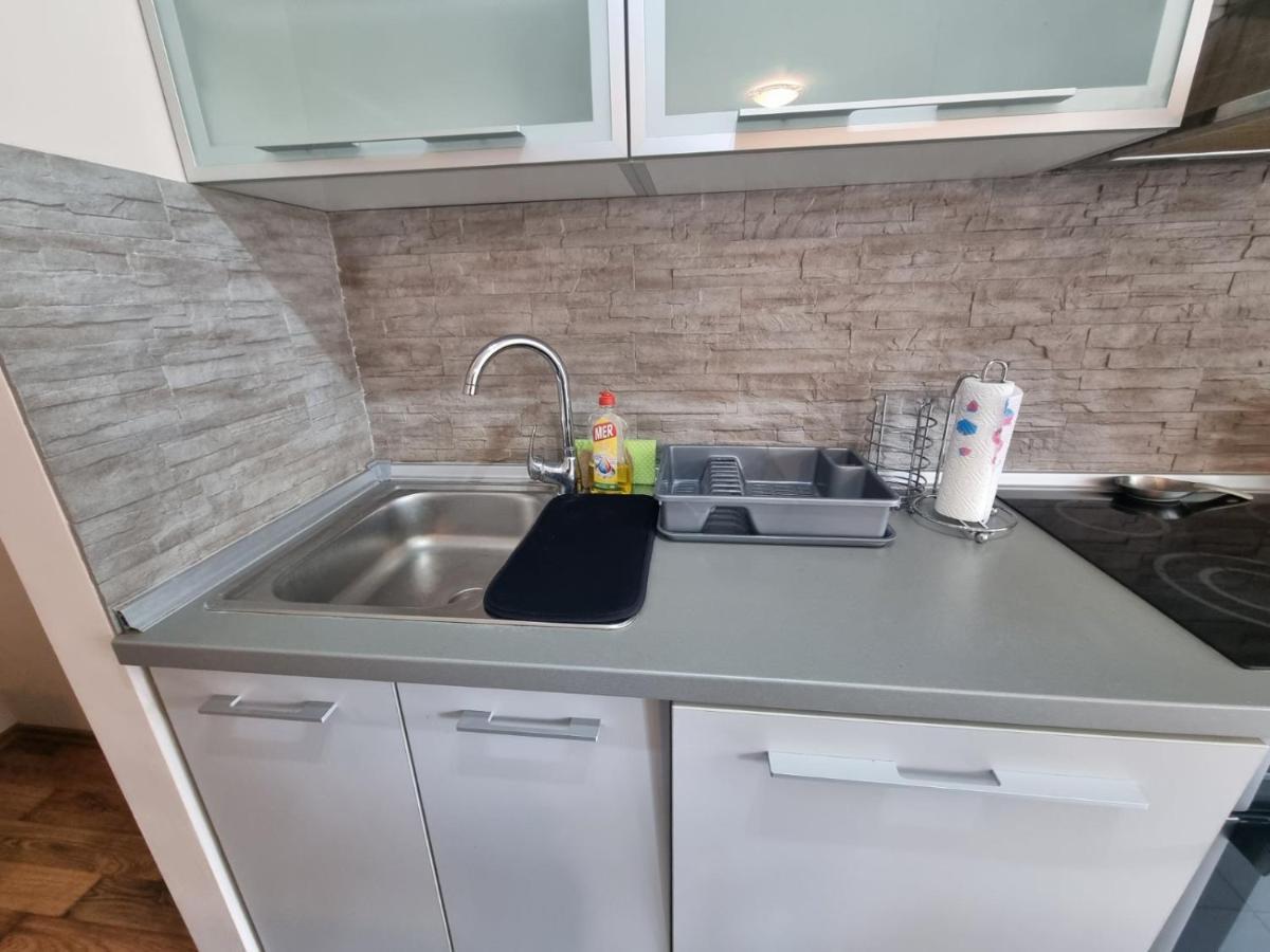 Hawaii- 2 Bdr, Arena, Sava Centar, Free Parking Apartment Белград Екстериор снимка
